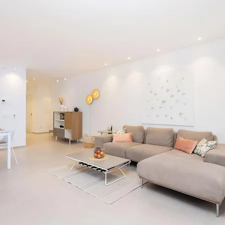 Apartamento Garden Serenity Retreat And Workspace With Heated Pools And Gym *