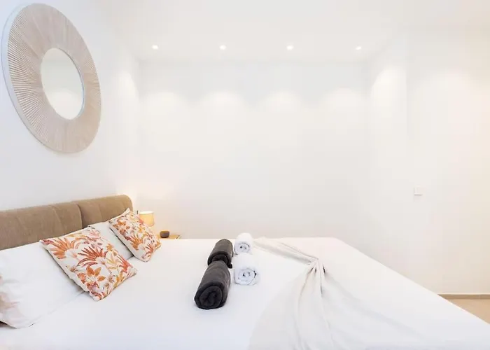 Garden Serenity Retreat And Workspace With Heated Pools And Gym Palm-mar