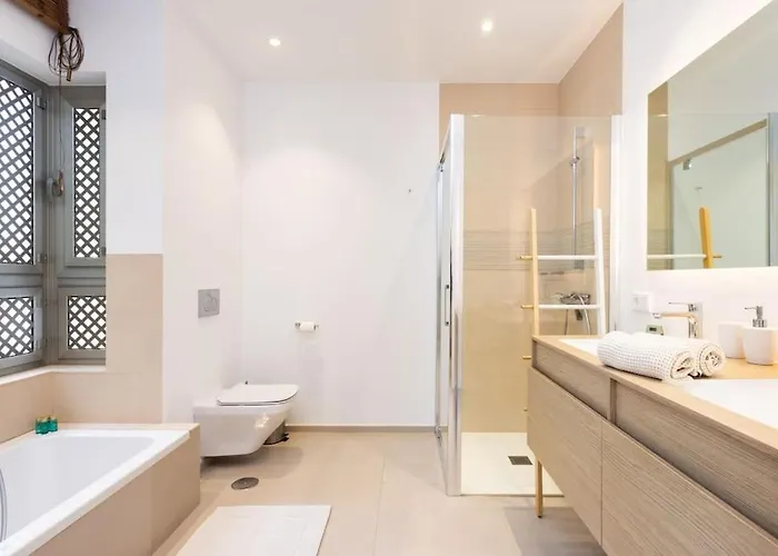 アパート Garden Serenity Retreat And Workspace With Heated Pools And Gym パルム・マール